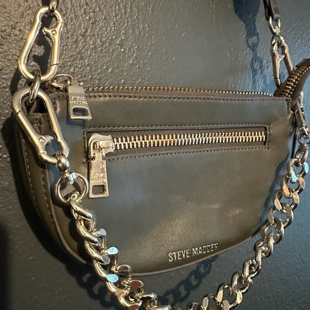 Steve Madden Cobraa Crossbody Bag with Gold Chain